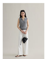 loose-fit high-waisted straight denim pants