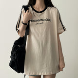 UN レタリングトラックラインオーバーサイズフィット半袖Tシャツ