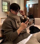 ローガンカシミアソフトハチラウンドニット