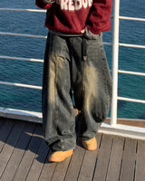 Reverse curved cut denim