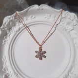 ダイヤモンドペタル セミチョーカーネックレス - Rosegold Color