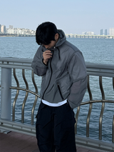 Rex cut line zipper windbreaker