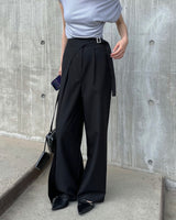 Carbon side buckle wrap slacks
