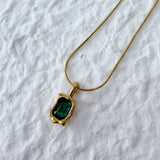 Emerald Frame Necklace