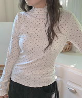 ドットウェーブタートルネックTシャツ