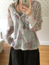 トリッシュ フラワー オーバーフィット ヘンリーネック ロングスリーブ Tシャツ