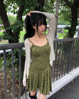 クゼルフローラルスリーブレスドレス