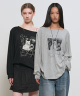 ボートネックルーズフィット グラフィックTシャツ