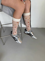 Flower pop knee socks