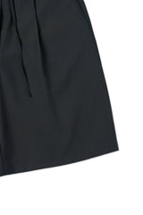 Pintuck bermuda pants_charcoal