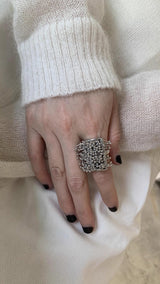 Bold silver line ball tassel ring