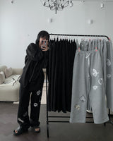 アリスインワンダーランドスウェットパンツ (Unisex)