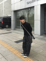 ルイナーレザーポケットローデニムパンツ