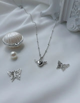 [チョ・ユリ, チュウ Necklace] エンジェリックハートロックレイヤードネックレス - Silver Color