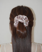 MOCHA MOUSSUE RILL HAIR SHUSHU SCRUNCHIE 2PS SET