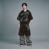 グロッシー フェイクレザー ワイド ショーツ ブラック