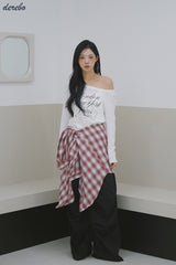 ワイドネックレタリングノーマルフィット長袖Tシャツ