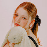 STONE RIBBON SATIN SCRUNCHIE (BLACK)