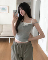 [U-BASIC] Rollin Button Round Sleeveless Top