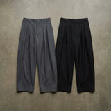 Curved Pleated Wide Trousers