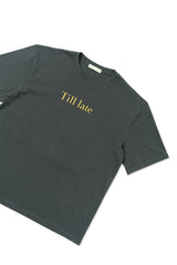 ティルロゴTシャツ_チャコール