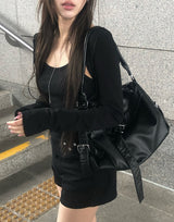 フェロスタッドアイレットベルトショートパンツ