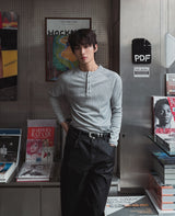 コーンマッスルフィットヘンリーネックロングスリーブTシャツ