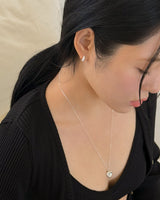 Layer of U earring (silver)