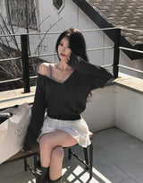 [Bellide made] コンマ、ディープVネックニット