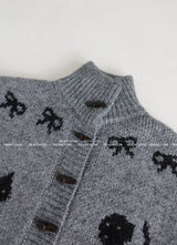 Nyangdeng's nose-dishon tteokbokki knit cardigan