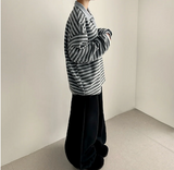 Momo Dangala Loose Fit Collar Sweatshirt