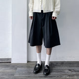 Pleated Volume Shorts