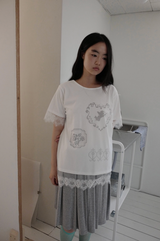 gothic pixel T