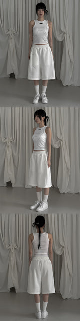 [mnem] pintuck logo bermuda shorts (white)