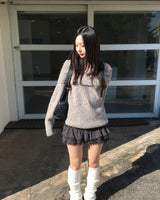 オフショルダーヘジーニット