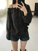 Dear button off-shoulder blouse (2 colors)
