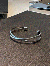 クロスオープンバングルブレスレット