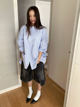 ブルーストライプルーズフィットロングスリーブシャツ