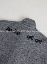 Nyangdeng's nose-dishon tteokbokki knit cardigan