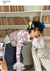sillysis 可愛いイラストの小熊、ピンクの花柄プリント、宮廷風のギャザーレース付きTシャツ、インナー用トップス レディース