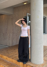 モチUネックTシャツ