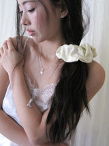 IDMT pop scrunchie (Yellow)
