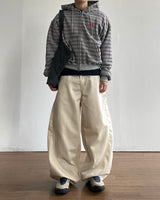 ステッチバックルデニムパンツ