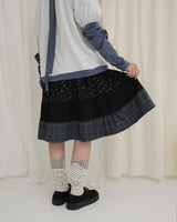 Blooming garden patchwork skirt / black