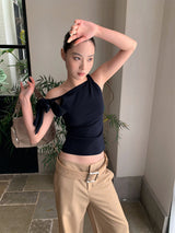 Kine strap unbalanced shoulder sleeveless top