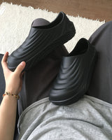 Bold Wave Clog
