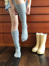 preto dot high knee socks