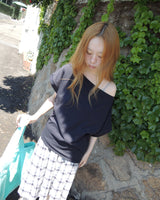 フリールーズ オフショルダーTシャツ