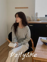 V-neck shoulder knitwear