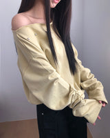 Denfu Star Stud Shirring Off-Shoulder Sweatshirt